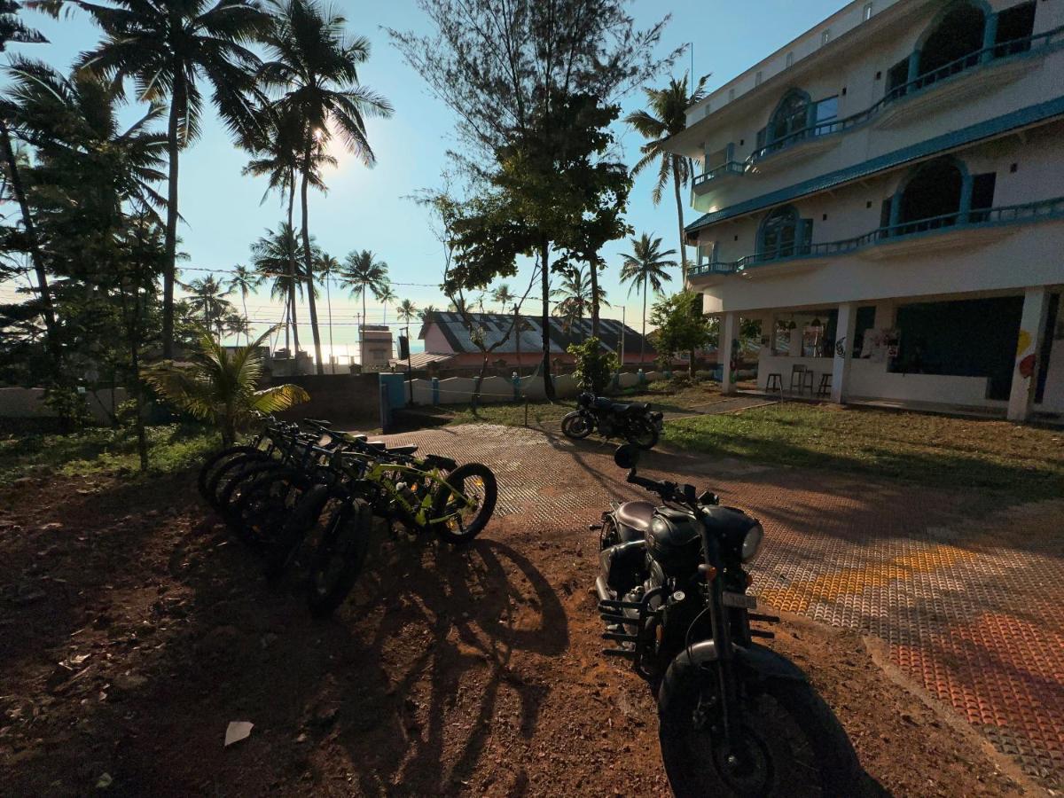 Soul Hostels, Varkala - Black Beach ภายนอก รูปภาพ